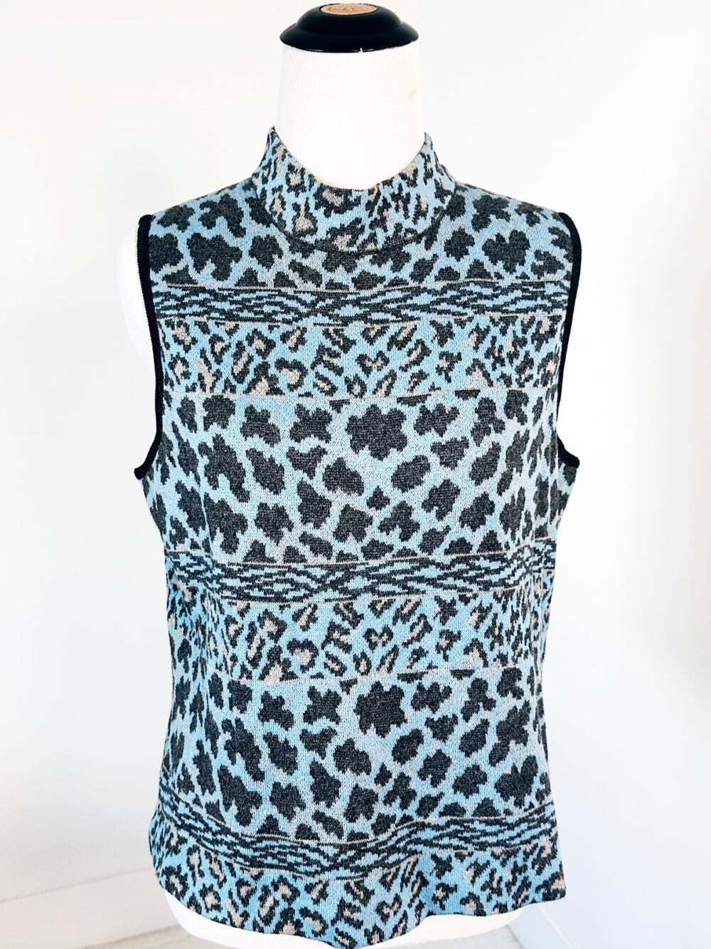 ST. JOHN Vintage Sz S Teal Mock Neck Sleeveless Top Mob Wife Quiet Luxury Animal